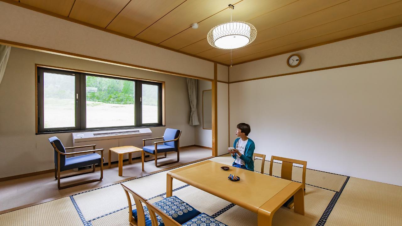 ホテル 休暇村妙高 エクステリア 写真