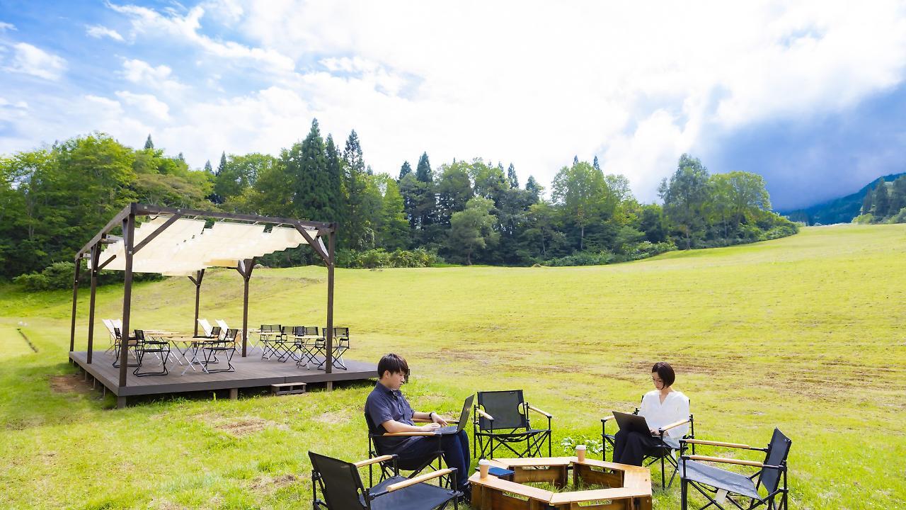 ホテル 休暇村妙高 エクステリア 写真
